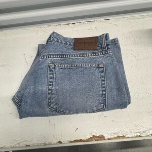 Calvin Klein | Vintage Straight Leg Blue Jeans in Sandblast | size 15